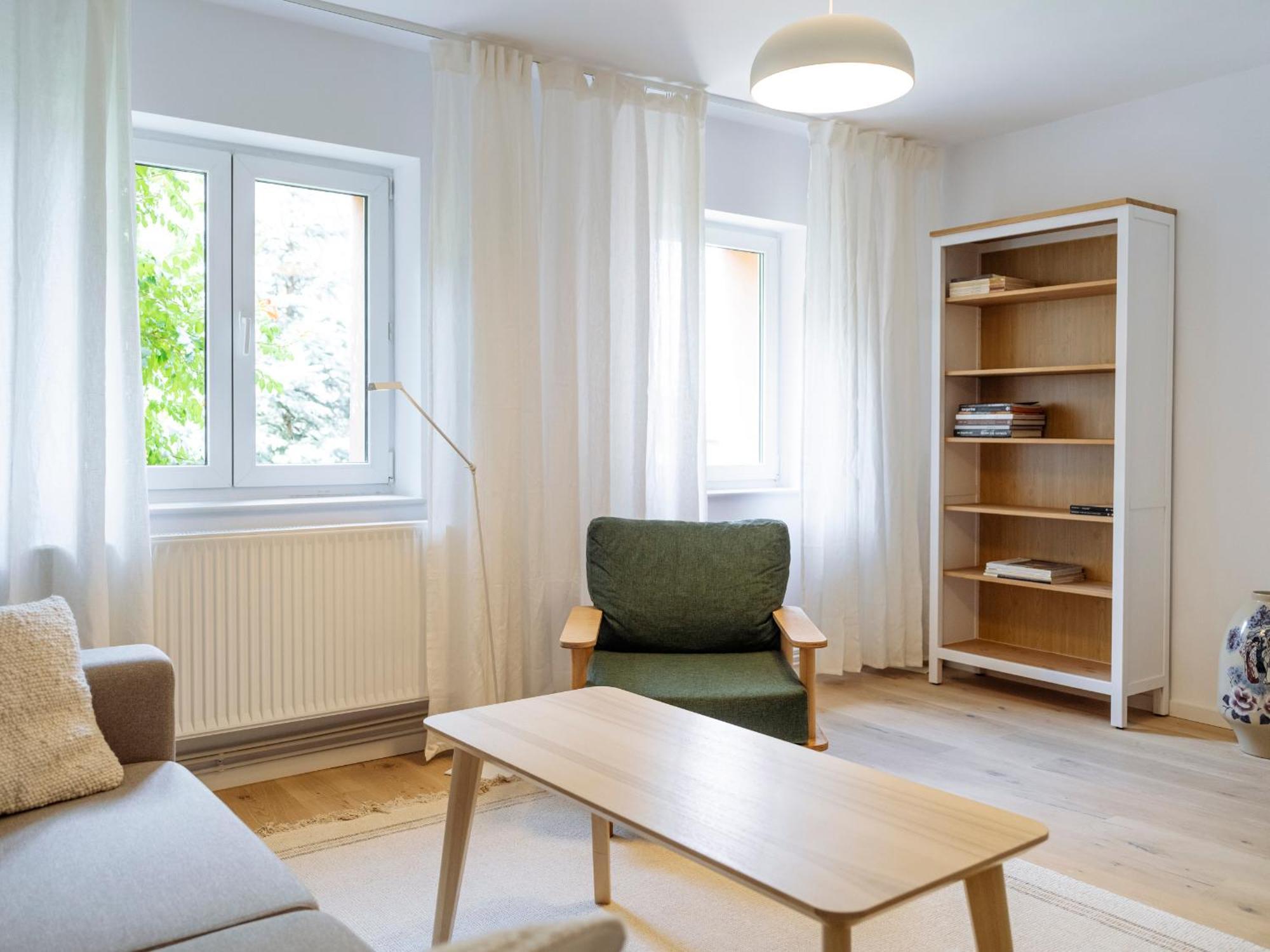 Cozy Central Apartment Near The Forest Braşov Exterior foto